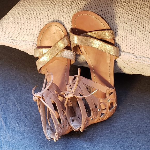 DV by Dolce Vita Gladiator Sandal - Picture 3 of 3